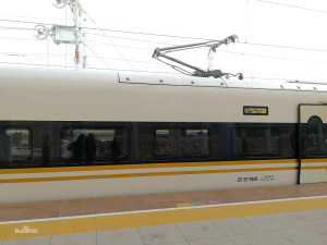 光纤加速度传感器对高速列车受电弓监测